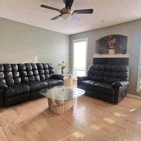 Monthly Accommodation Edmonton Londondery, Pilot Sound, Mcconachie Area Buitenkant foto