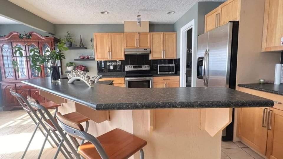 Monthly Accommodation Edmonton Londondery, Pilot Sound, Mcconachie Area Buitenkant foto